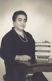 Resultado de imagen de ángela ruiz robles